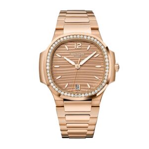 Patek-Philippe-Nautilus-7118-1200R-010-Replica.jpg Patek Philippe Nautilus Rose Gold Replica