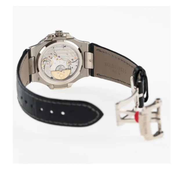 Patek-Philippe-Nautilus-Moon-Phase-Replica-1.webp Patek Philippe Nautilus Moon Phase Replica